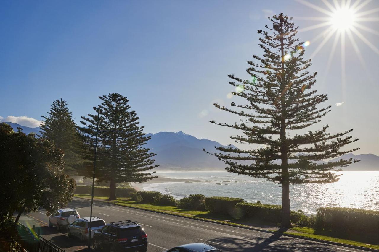 Waves On The Esplanade Apartamento Kaikoura Exterior foto