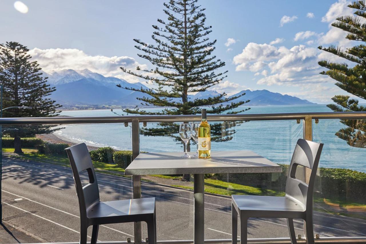 Waves On The Esplanade Apartamento Kaikoura Exterior foto